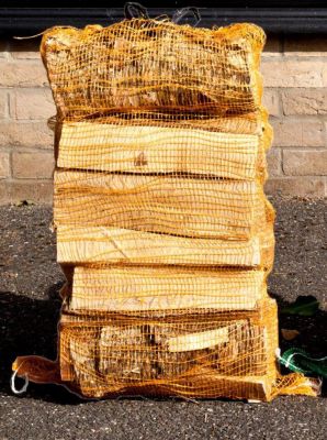 Domestic Sale Kiln Dried Birch Firewood Logs Net Bag 40lt